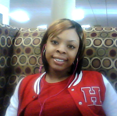 Rosalyn Williams Photo 18