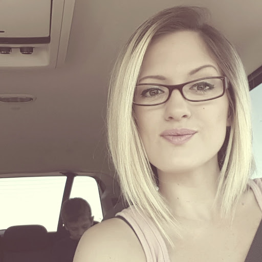 Emily Manley Photo 12