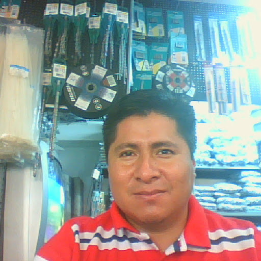 Paul Roberto Photo 25
