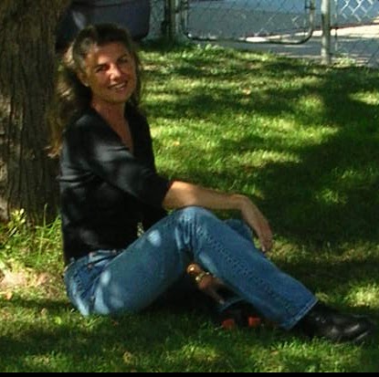 Julie Oldham Photo 1