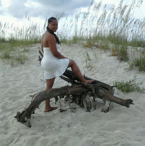Cynthia Spivey Photo 22