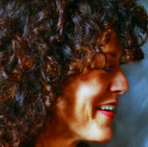 Jennifer Good Photo 44