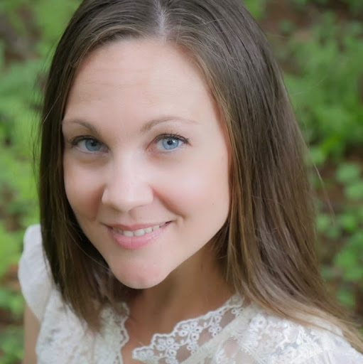 Jessica Lewis Photo 14
