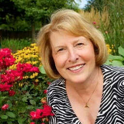 Diane Kennedy Photo 29