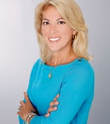 Claudia Sanchez Photo 11