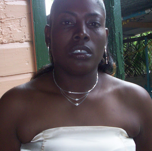 Elizabeth Baptiste Photo 9