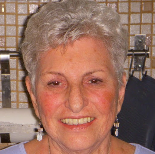 Shelly Dalton Photo 38