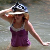 Holly Mercer Photo 8