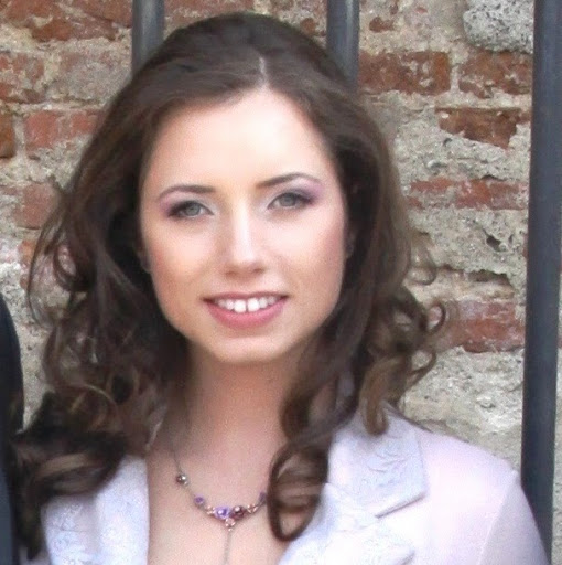 Alexandra Luca Photo 6