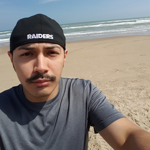 Manuel Vargas Photo 7