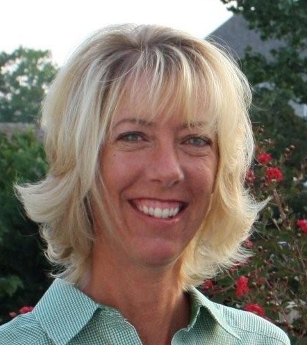 Michelle Sanders Photo 26