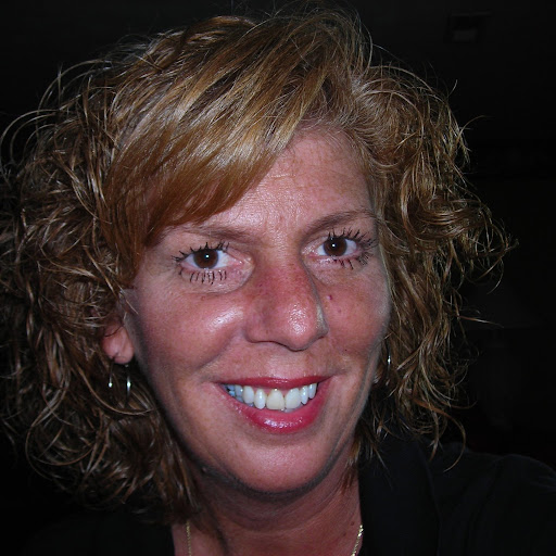 Nancy Mckenna Photo 34