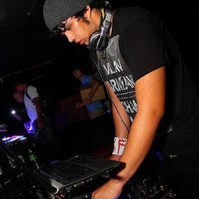 Edwin Castellon Photo 6