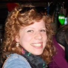 Laura Darby Photo 32