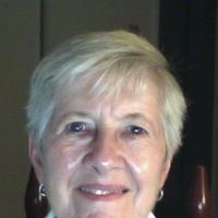 Elizabeth Koch Photo 10