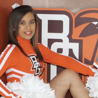 Michelle Bowles Photo 17
