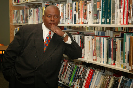 Robert Mcneal Photo 30