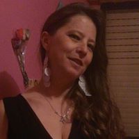 Julia Suazo Photo 5
