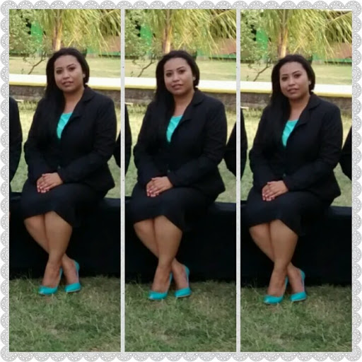Dora Valencia Photo 29