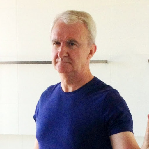 Robert Hadley Photo 32