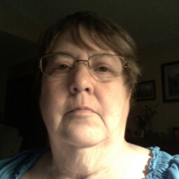 Sharon Bates Photo 42