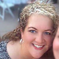 Jennifer Looney Photo 17