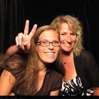 Lynn Schneider Photo 5