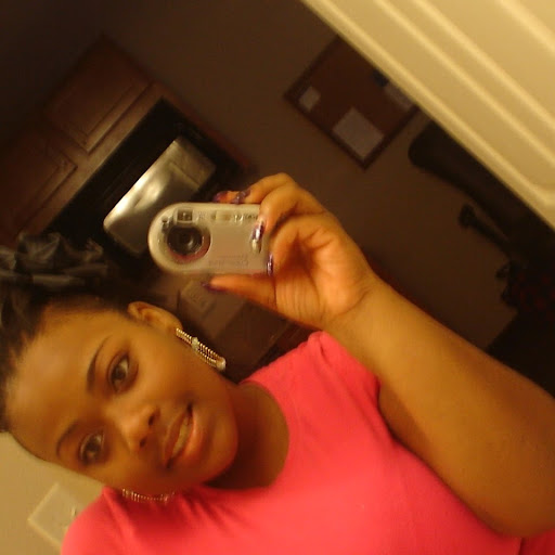 Andrea Rodgers Photo 14