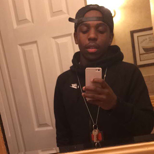 Clifford Holmes Photo 27