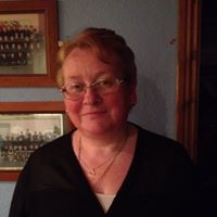 Angela Hurst Photo 8