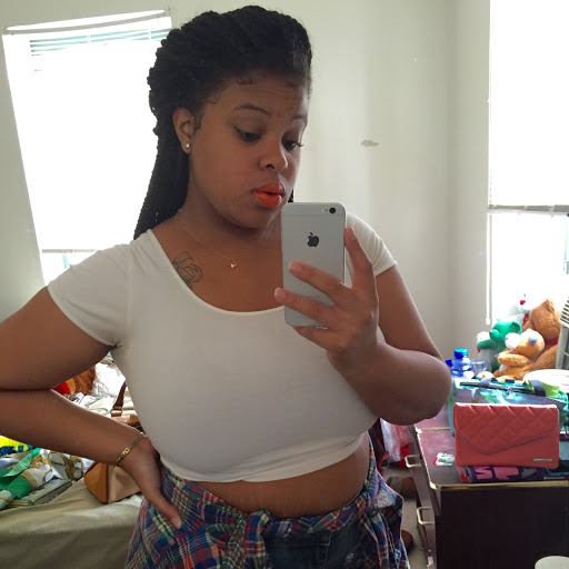 Tiffany Randolph Photo 20