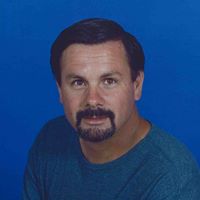 Robert Linton Photo 32
