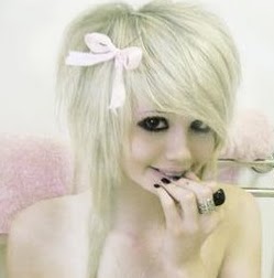 Victoria Beatty Photo 25