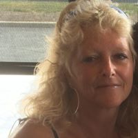 Cindy Tanner Photo 9