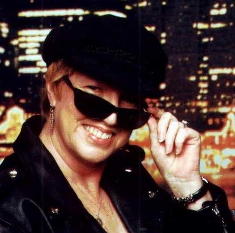 Penny Walker Photo 28