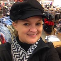 Michelle Hitchcock Photo 26