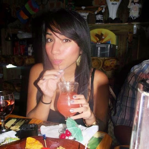 Andrea Guzman Photo 10