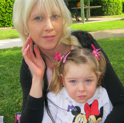 Renee Atkins Photo 14