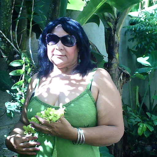 Carmen Maldonado Photo 10