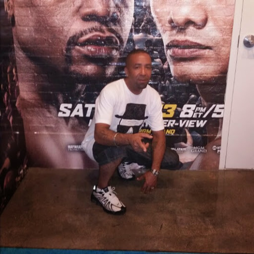 Kenneth Pitts Photo 19