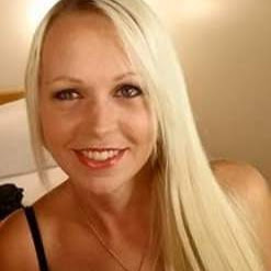 Emma Day Photo 8