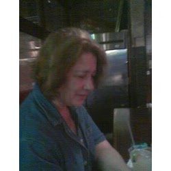 Lisa Theis Photo 21