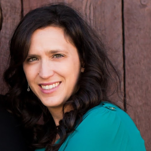 Jennifer Oswald Photo 31