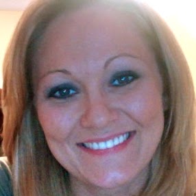 Jennifer Barnes Photo 29