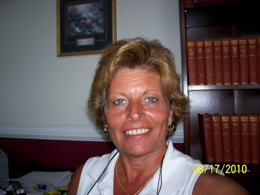 Judy Groves Photo 29