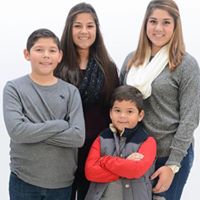 Cynthia Robles Photo 37