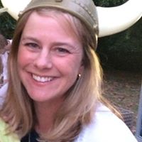 Jennifer Howe Photo 25