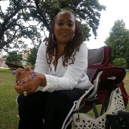 Phyllis Hooper Photo 15