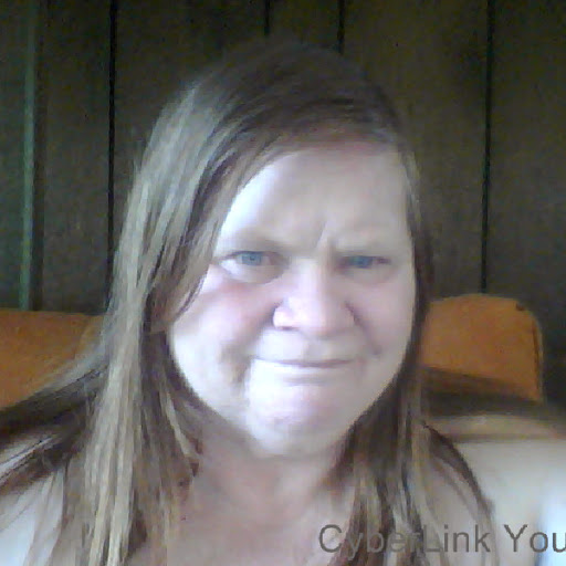 Elizabeth Roush Photo 23