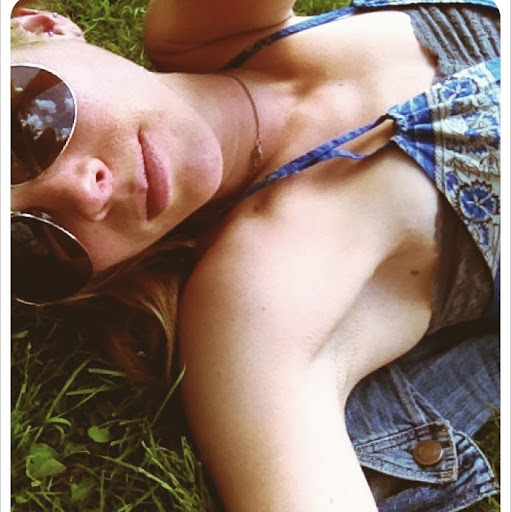 Sarah Albritton Photo 6